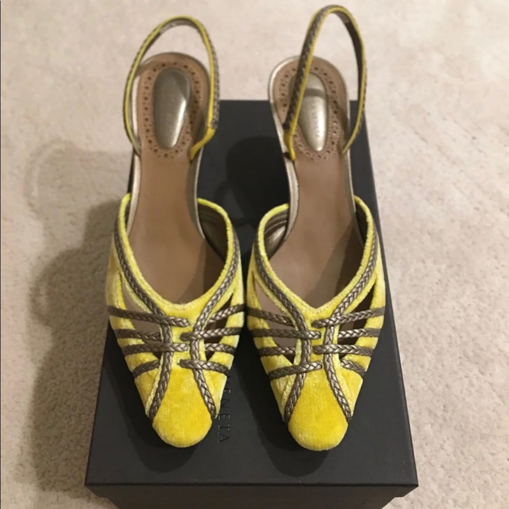 Bottega Veneta Limone Yellow Velvet Braided Slingback Heels 37